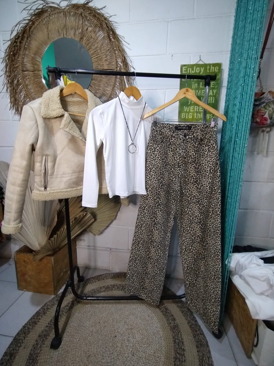 Pantalon animal print, wide leg "CHITA" - Imagen 6